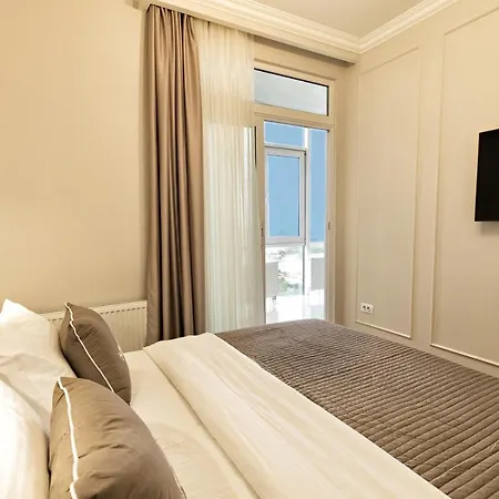 Panoramic Plaza Apartment