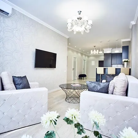 Appartement Panoramic Plaza *
