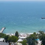 Panoramic Plaza