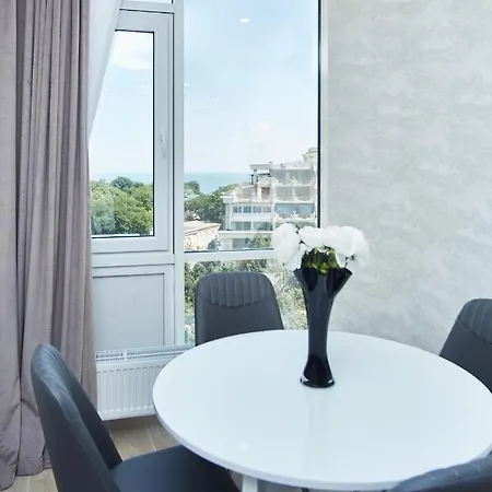 Panoramic Plaza Lejlighed