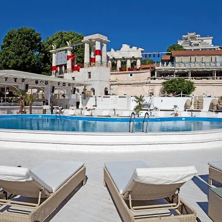 Panoramic Plaza * Odessa